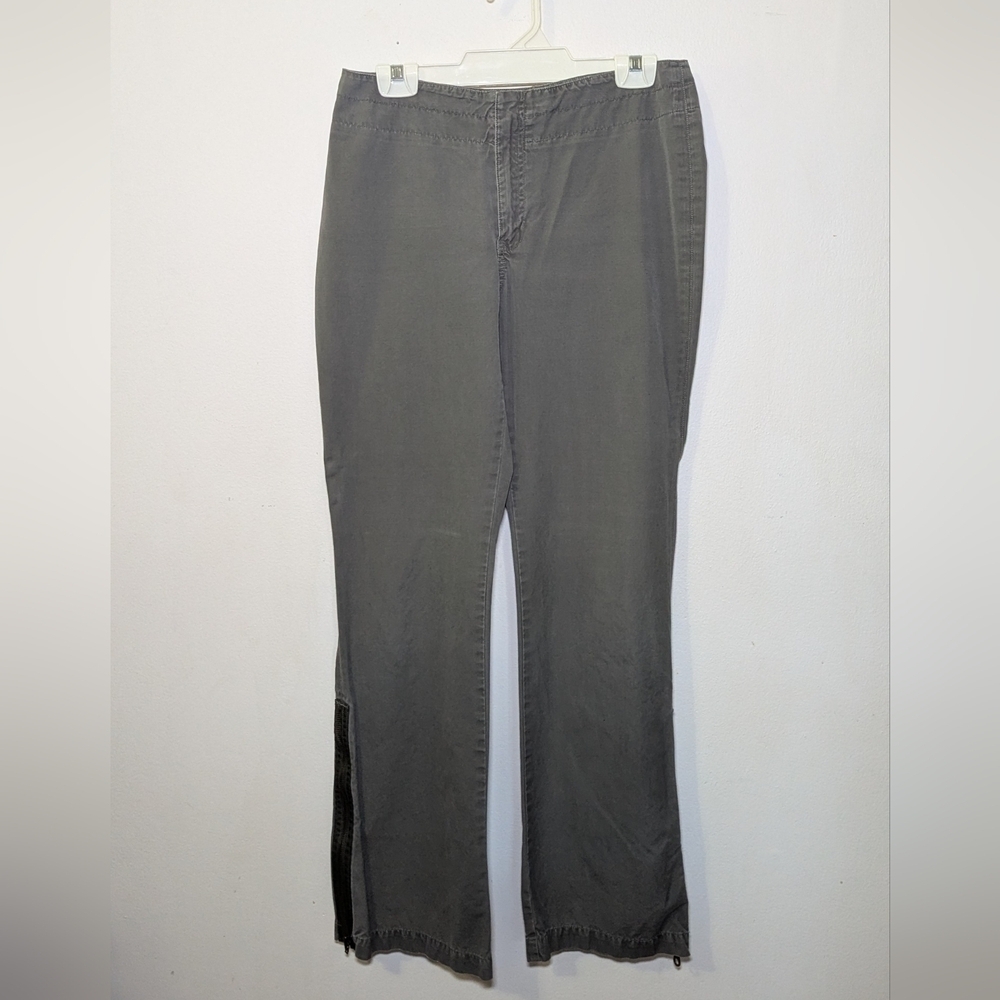 Gap Factory Store Olive Green Chino Pants with Zipper Hems Women's Size 6